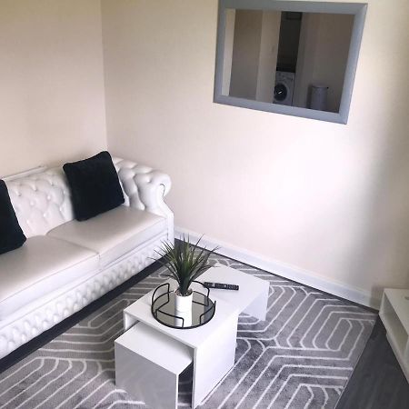Vogue Apartments Glasgow Luaran gambar